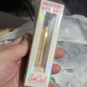 SoCal Beauty Gold Lash Cleaning Brush